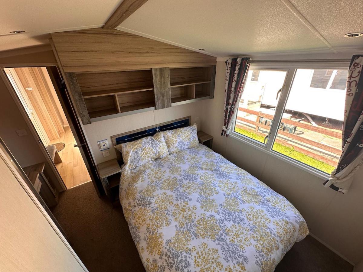 3-Bedroom Swift Caravan - Uddingston, Глазго Экстерьер фото